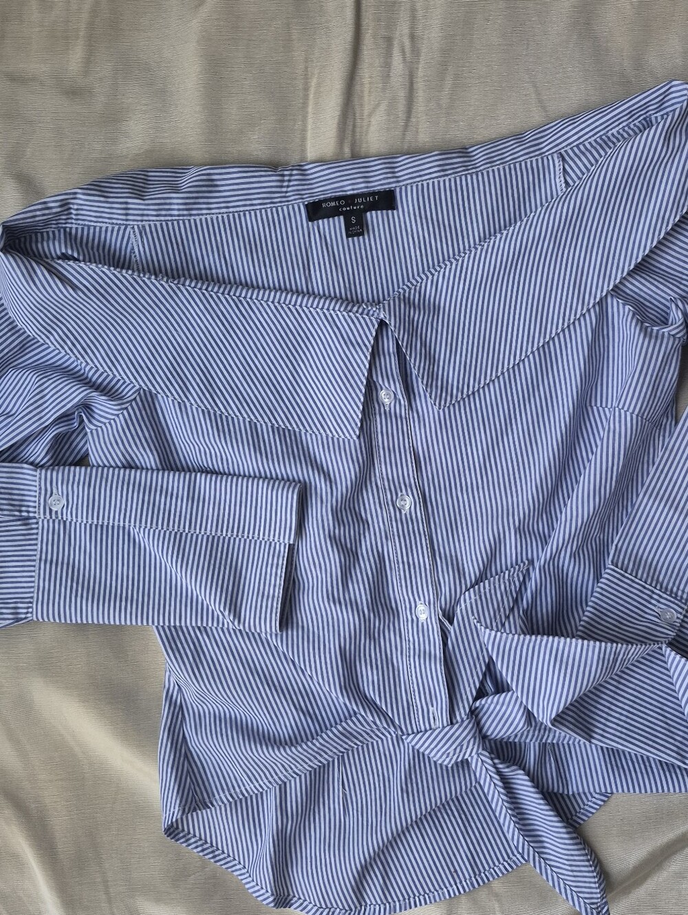 Romeo And Juliet Boat Neck Blouse S